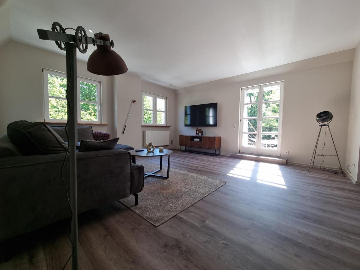 5 Sterne Bahnhoftraum, Appartement "Waldliebe" 133Qm, Grosse Terrasse 70Qm, Qr Code Scannen Fuer Virtuellen Rundgang, Premium Ausstattung Braunfels Dış mekan fotoğraf