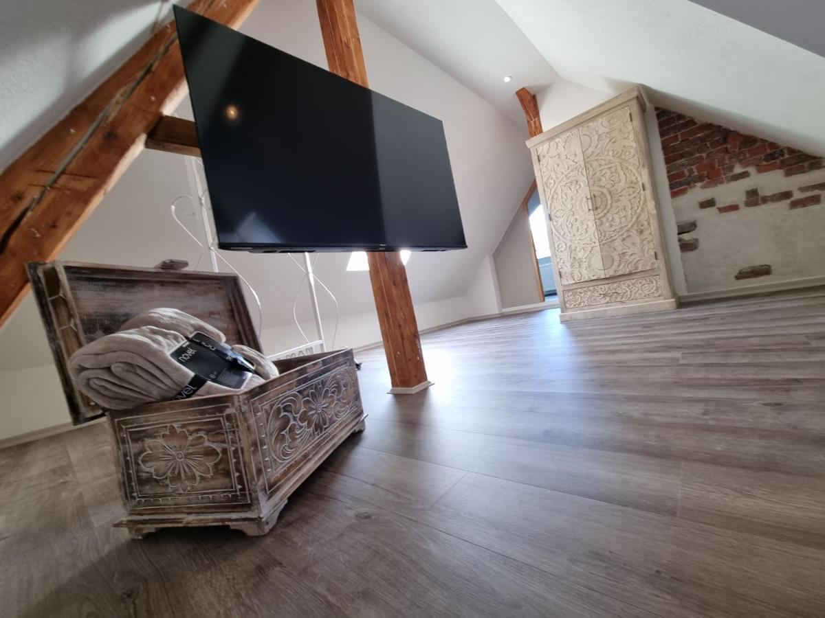 5 Sterne Bahnhoftraum, Appartement "Waldliebe" 133Qm, Grosse Terrasse 70Qm, Qr Code Scannen Fuer Virtuellen Rundgang, Premium Ausstattung Braunfels Dış mekan fotoğraf