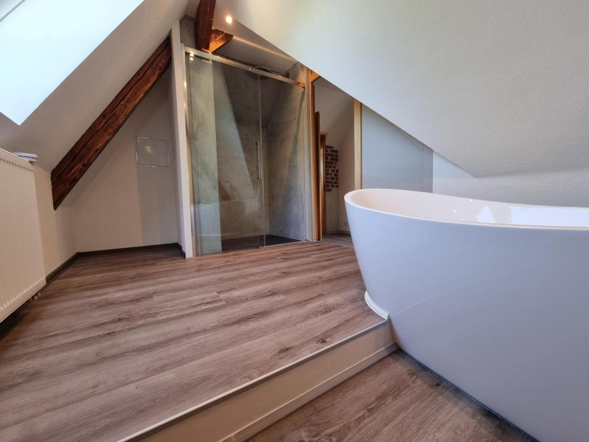 5 Sterne Bahnhoftraum, Appartement "Waldliebe" 133Qm, Grosse Terrasse 70Qm, Qr Code Scannen Fuer Virtuellen Rundgang, Premium Ausstattung Braunfels Dış mekan fotoğraf