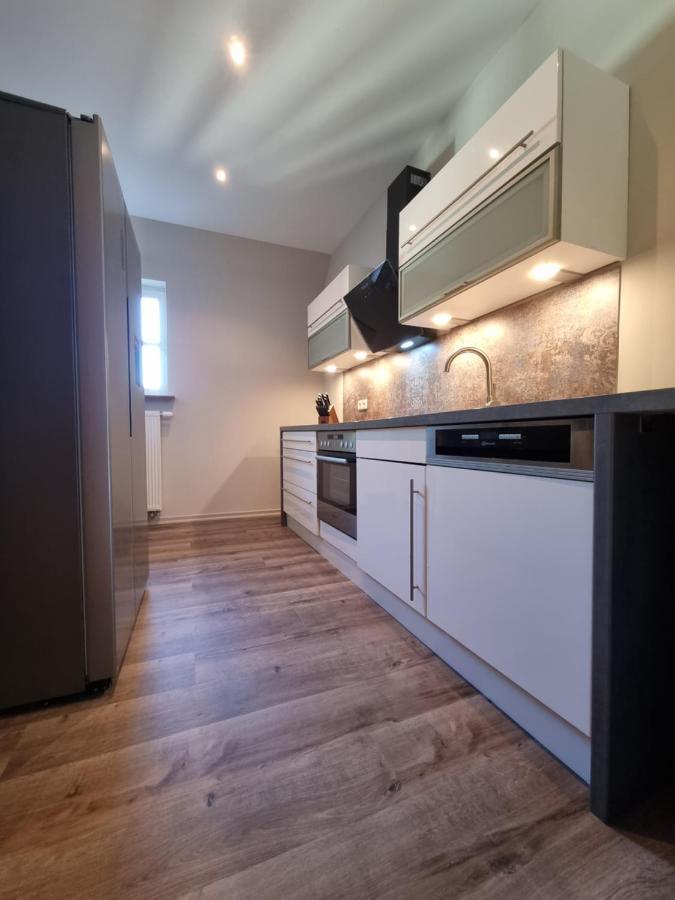 5 Sterne Bahnhoftraum, Appartement "Waldliebe" 133Qm, Grosse Terrasse 70Qm, Qr Code Scannen Fuer Virtuellen Rundgang, Premium Ausstattung Braunfels Dış mekan fotoğraf